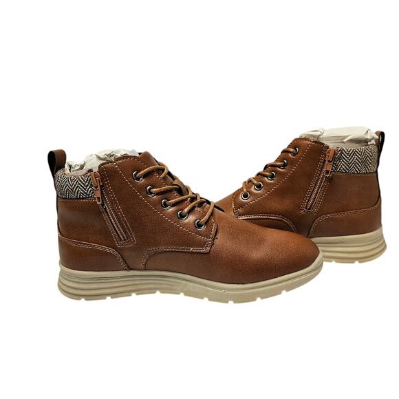 Big Kids Steve Madden  Round Toe Bootie Sneakers Boys Size 3 Cognac  NWT - Picture 2 of 7
